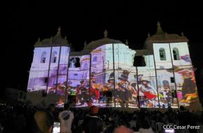 ¡Sí, el Arte es el Azul...!