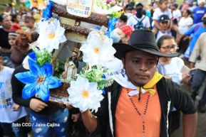 Entre fe y tradición Santo Domingo recorre las calles de Managua