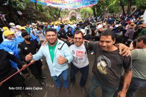 Entre fe y tradición Santo Domingo recorre las calles de Managua