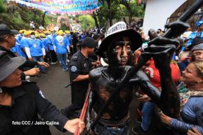 Entre fe y tradición Santo Domingo recorre las calles de Managua
