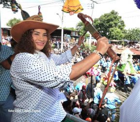 Entre fe y tradición Santo Domingo recorre las calles de Managua