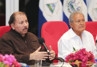 Daniel y Rosario sostienen encuentro con presidente electo de El Salvador, Salvador Sánchez Cerén