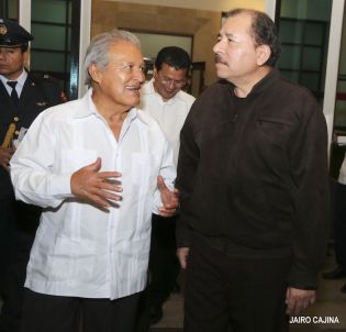 Daniel y Rosario sostienen encuentro con presidente electo de El Salvador, Salvador Sánchez Cerén