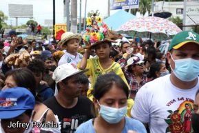 Peregrinaje de Santo Domingo de Guzmán rumbo a Las Sierritas