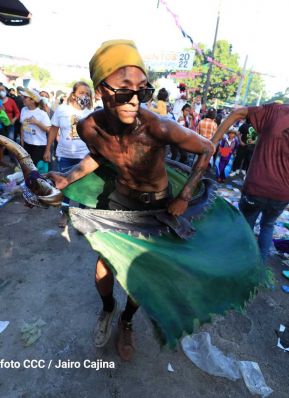 Peregrinaje de Santo Domingo de Guzmán rumbo a Las Sierritas