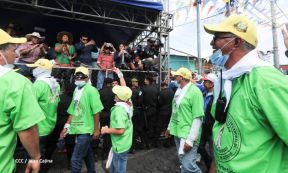 Peregrinaje de Santo Domingo de Guzmán rumbo a Las Sierritas