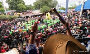 Peregrinaje de Santo Domingo de Guzmán rumbo a Las Sierritas