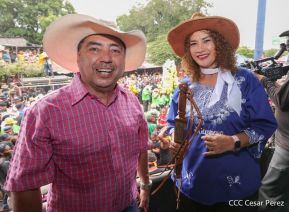 Peregrinaje de Santo Domingo de Guzmán rumbo a Las Sierritas