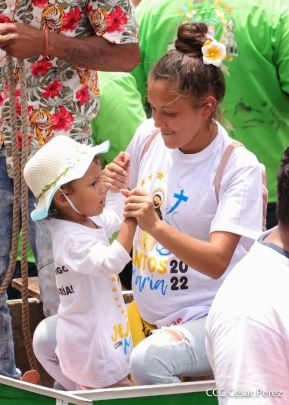 Peregrinaje de Santo Domingo de Guzmán rumbo a Las Sierritas