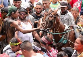Peregrinaje de Santo Domingo de Guzmán rumbo a Las Sierritas
