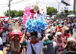 Peregrinaje de Santo Domingo de Guzmán rumbo a Las Sierritas