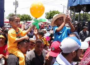 Peregrinaje de Santo Domingo de Guzmán rumbo a Las Sierritas