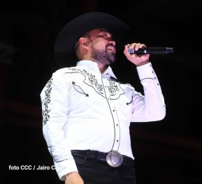 Los Tigres del Norte en Nicaragua: Los Jefes de Jefes en Concierto