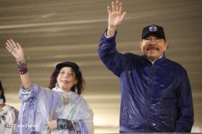 Desfile Patrio 2022 desde la Avenida de Bolívar a Chávez