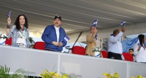 Desfile Patrio 2022 desde la Avenida de Bolívar a Chávez