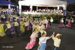 Desfile Patrio 2022 desde la Avenida de Bolívar a Chávez