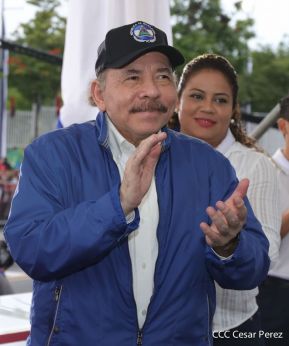 Desfile Patrio 2022 desde la Avenida de Bolívar a Chávez