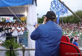 Desfile Patrio 2022 desde la Avenida de Bolívar a Chávez