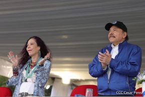Desfile Patrio 2022 desde la Avenida de Bolívar a Chávez