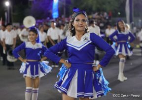 Desfile Patrio 2022 desde la Avenida de Bolívar a Chávez