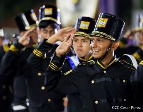 Desfile Patrio 2022 desde la Avenida de Bolívar a Chávez