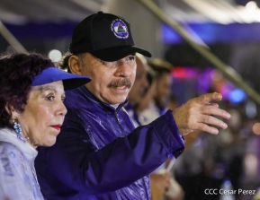 Desfile Patrio 2022 desde la Avenida de Bolívar a Chávez