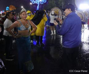 Desfile Patrio 2022 desde la Avenida de Bolívar a Chávez