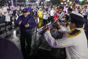 Desfile Patrio 2022 desde la Avenida de Bolívar a Chávez