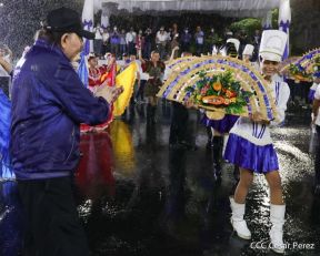 Desfile Patrio 2022 desde la Avenida de Bolívar a Chávez