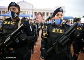 Presidente Daniel Ortega y Vicepresidenta Rosario Murillo presidieron acto del 43 Aniversario de la Policía Nacional