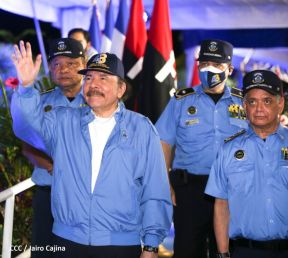 Presidente Daniel Ortega y Vicepresidenta Rosario Murillo presidieron acto del 43 Aniversario de la Policía Nacional