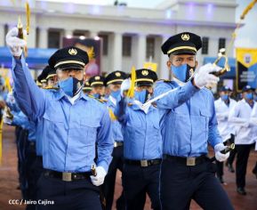 Presidente Daniel Ortega y Vicepresidenta Rosario Murillo presidieron acto del 43 Aniversario de la Policía Nacional