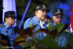 Presidente Daniel Ortega y Vicepresidenta Rosario Murillo presidieron acto del 43 Aniversario de la Policía Nacional