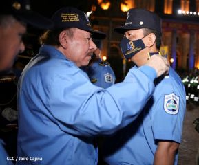 Presidente Daniel Ortega y Vicepresidenta Rosario Murillo presidieron acto del 43 Aniversario de la Policía Nacional