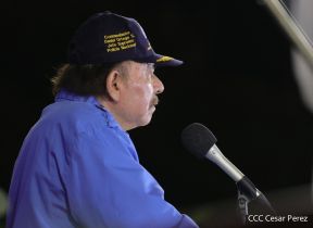 Presidente Daniel Ortega y Vicepresidenta Rosario Murillo presidieron acto del 43 Aniversario de la Policía Nacional