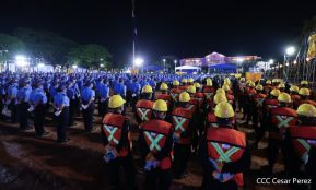 Presidente Daniel Ortega y Vicepresidenta Rosario Murillo presidieron acto del 43 Aniversario de la Policía Nacional