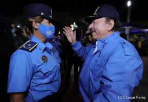 Presidente Daniel Ortega y Vicepresidenta Rosario Murillo presidieron acto del 43 Aniversario de la Policía Nacional