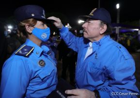 Presidente Daniel Ortega y Vicepresidenta Rosario Murillo presidieron acto del 43 Aniversario de la Policía Nacional
