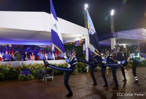 Presidente Daniel Ortega y Vicepresidenta Rosario Murillo presidieron acto del 43 Aniversario de la Policía Nacional