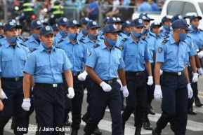 Desfile Policial "En Fuerzas de Victorias" desde la Avenida de Bolívar a Chávez