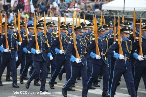 Desfile Policial "En Fuerzas de Victorias" desde la Avenida de Bolívar a Chávez