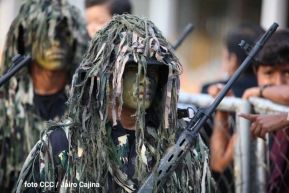 Desfile Policial "En Fuerzas de Victorias" desde la Avenida de Bolívar a Chávez