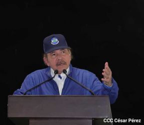 Desfile Policial "En Fuerzas de Victorias" desde la Avenida de Bolívar a Chávez