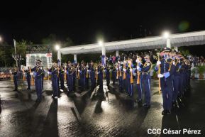 Desfile Policial "En Fuerzas de Victorias" desde la Avenida de Bolívar a Chávez