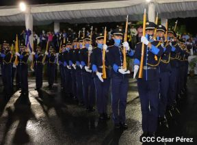 Desfile Policial "En Fuerzas de Victorias" desde la Avenida de Bolívar a Chávez