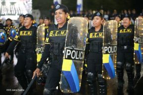 Desfile Policial "En Fuerzas de Victorias" desde la Avenida de Bolívar a Chávez