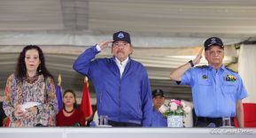 Desfile Policial "En Fuerzas de Victorias" desde la Avenida de Bolívar a Chávez
