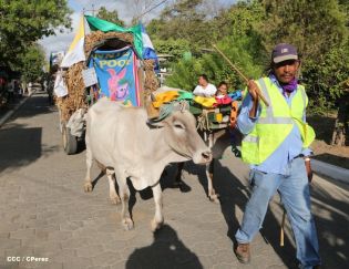 Carretas peregrinas llegan a Popoyuapa en un ambiente de fe y devoción