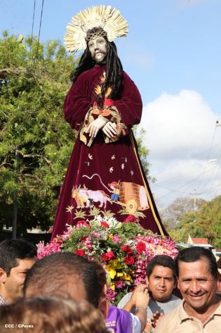 Carretas peregrinas llegan a Popoyuapa en un ambiente de fe y devoción
