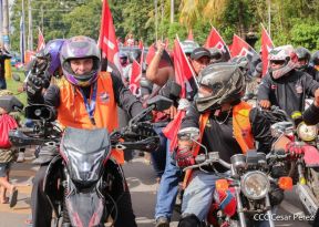 Conmemoración de los 45 años de la caída en combate del Comandante Pedro Aráuz Palacios